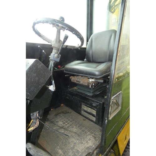 6330 - 1 x Boss 556/MK5B-2, diesel operated side load forklift truck, YOM 1989, capacity 5000kg, SN. 01502,... 