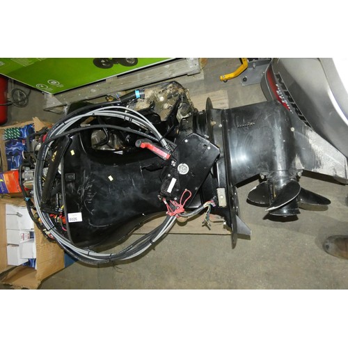 6026 - A Mariner 80hp four stroke EFI outboard engine with a new Mercury throttle control / key, (this was ... 