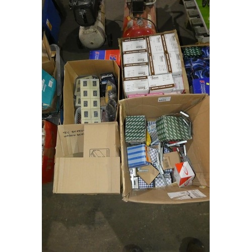 6025 - 1 pallet containing a quantity of various items including staples, fixing plugs, cable clips etc