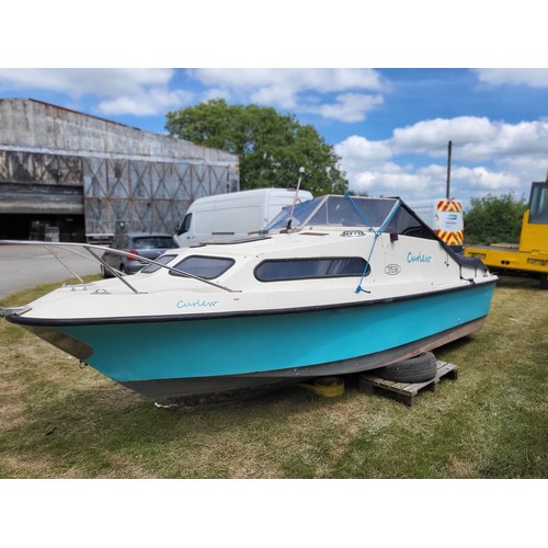 6331 - Shetland 570 sports/fishing boat, day cruiser/weekender, 1 double berth, marine head, VHF radio & co... 