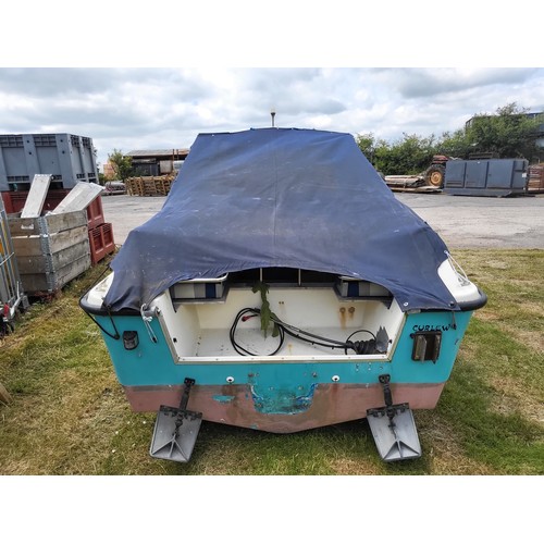 6331 - Shetland 570 sports/fishing boat, day cruiser/weekender, 1 double berth, marine head, VHF radio & co... 