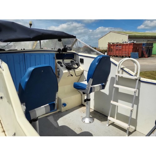 6331 - Shetland 570 sports/fishing boat, day cruiser/weekender, 1 double berth, marine head, VHF radio & co... 