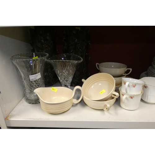 3017 - Four decorative glass vases and a quantity of miscellaneous decorative tea ware etc (one shelf)