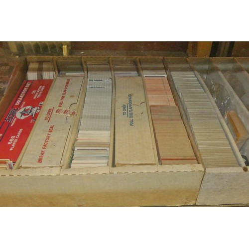 3104 - A large quantity of baseball cards, mostly from the 1980's, comprising of incomplete sets of Topps, ... 