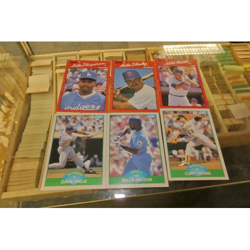 3104 - A large quantity of baseball cards, mostly from the 1980's, comprising of incomplete sets of Topps, ... 