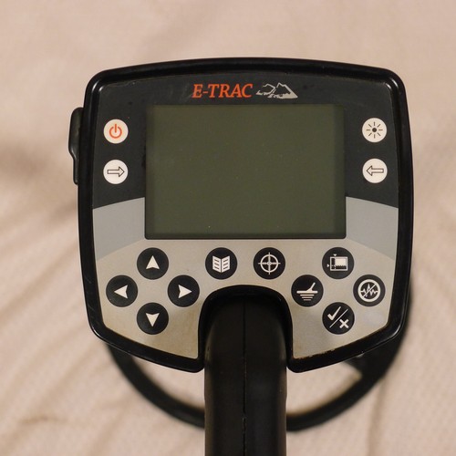 2371 - A Minelab E-TRAC multi frequency FBS metal detector supplied with a Minelab 11 inch FBS Pro coil, a ... 