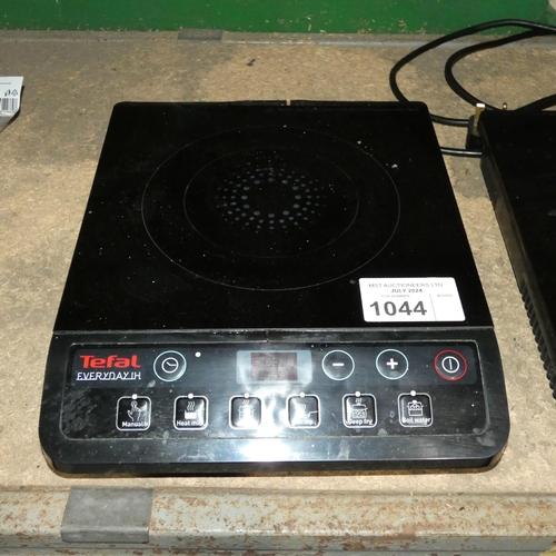 1044 - An induction hob by Tefal type Everyday