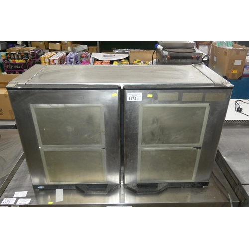 1172 - A commercial stainless steel double door cupboard by Sissons approx 100x40x62cm