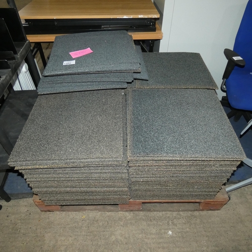 1302 - 1 pallet containing 400 x dark carpet tiles each approx 50 x 50cm. Please note that some of these ca... 