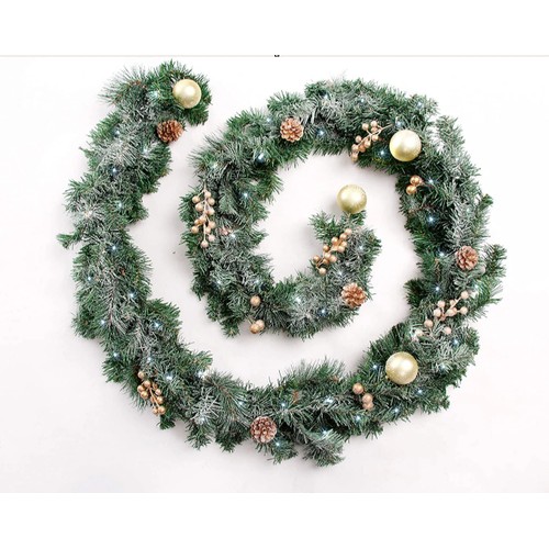 3 - 1 x 270cm faux garland