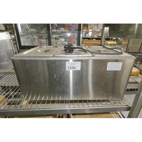 1228 - A commercial stainless steel 4 pot Bain Marie by Buffalo - trade