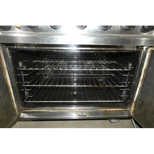 1167 - A gas fired & electric range by Lincat, 6 burner hob above & electric fan oven beneath - trade