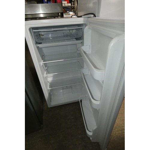 1236 - An under counter fridge by Comfee - trade TESTED WORKING