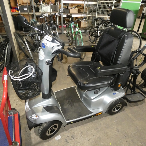 2084 - 1 x Invacare Orion battery powered mobility scooter supplied with a key and a mains battery charger.... 