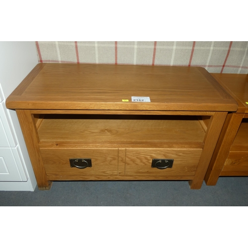 2162 - 1 x Oak TV cabinet approx 80 x 38 x 48cm high