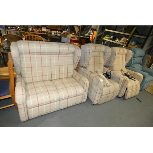 2187 - A check pattern upholstered three piece suite comprising a two person sofa approx 122cm wide and 2 x... 