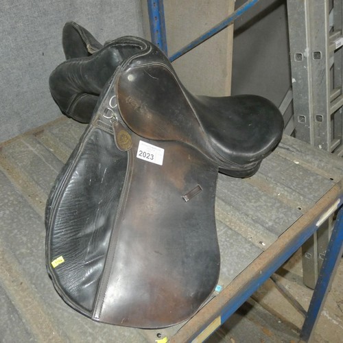 2023 - 1 x leather saddle by Wychanger Barton