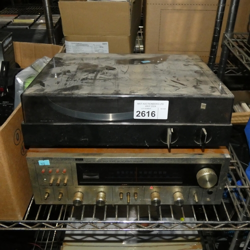 2616 - A vintage tuner and amplifier by Alpha type fr5000 and a turntable by Sonab type 55s - trade