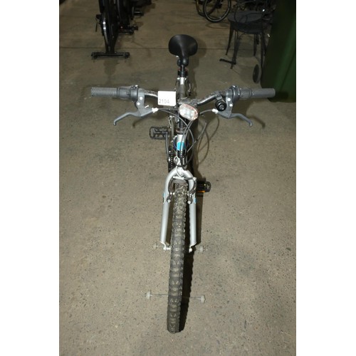 2104 - 1 x Ascent Terrain mountain bike