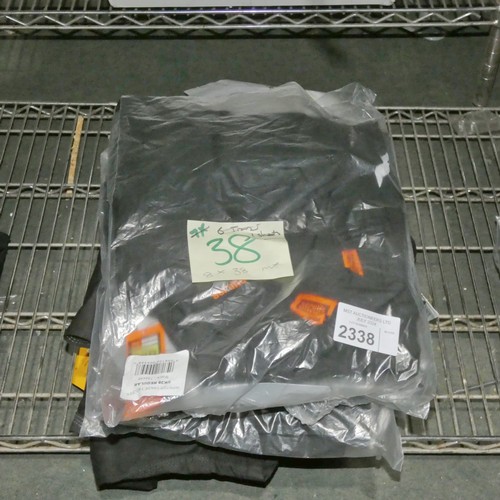 2338 - 8 x pairs of work trousers size 38 inch waist - Please note that these are mainly trousers but may i... 