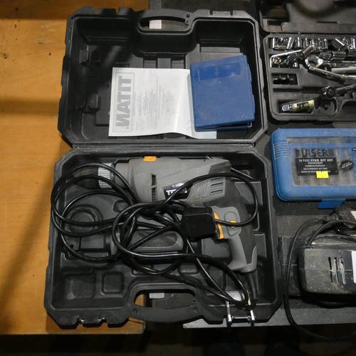 2033 - A quantity of various items including 1 x Titan drill 240v, 1 x Bosch jigsaw 240v, a Hilka sander 24... 