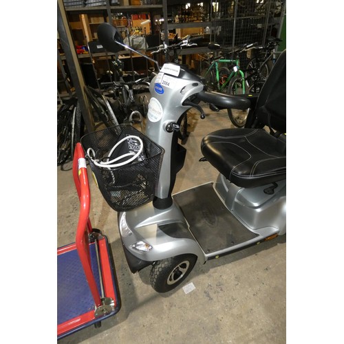 2084 - 1 x Invacare Orion battery powered mobility scooter supplied with a key and a mains battery charger.... 