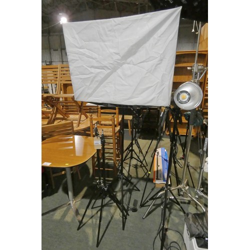 2490 - 1 x photography soft box with 3 tripods