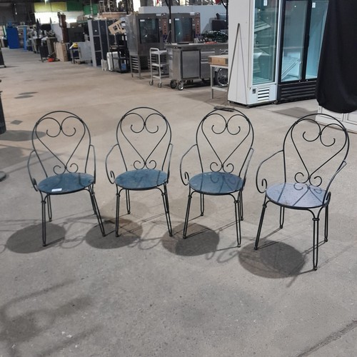 2105 - A set of 4 x black metal stacking garden chairs