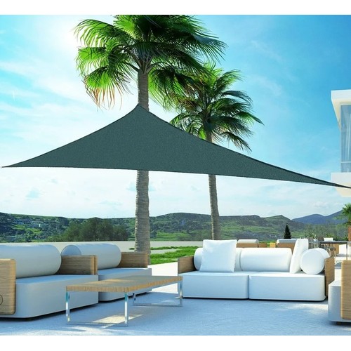 2353 - An Outsunny shade sail approx 3.6 x 3. 6m