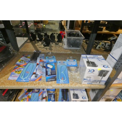 2688 - A quantity of various fish tank accessories including pumps filter stones etc contents of 1 shelf Tr... 