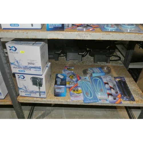 2692 - A quantity of various fish tank accessories including pumps filter stones etc contents of 1 shelf Tr... 