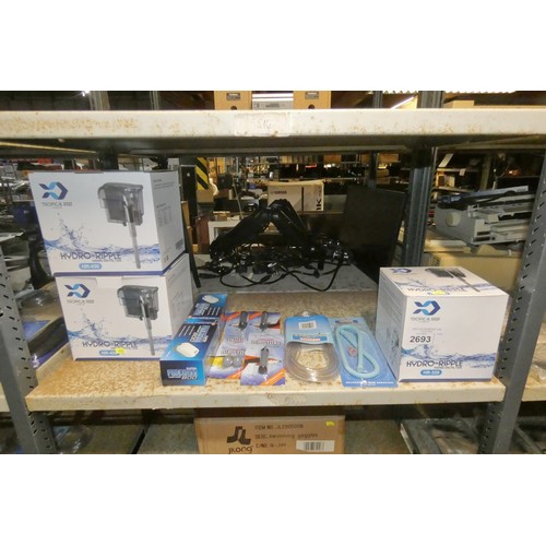 2693 - A quantity of various fish tank accessories including pumps filter stones etc contents of 1 shelf Tr... 