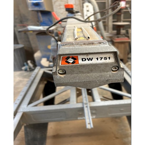 5047 - 1 x Dewalt radial arm saw model 1751, comes with stand. Capable of cutting 600mm wide boards  - Work... 