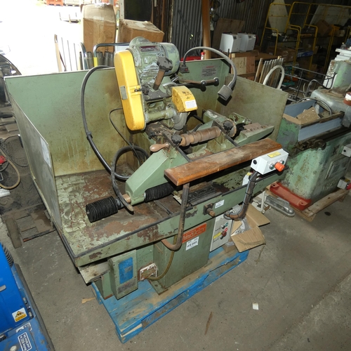 5056 - 1 x Wadkin profile grinder 3ph supplied with several unused grinding cutters - was working when remo... 