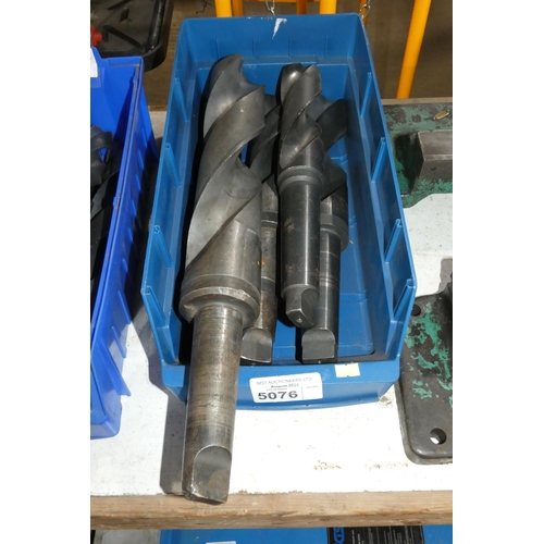 5076 - 1 box containing a quantity of large taper shank drill bits