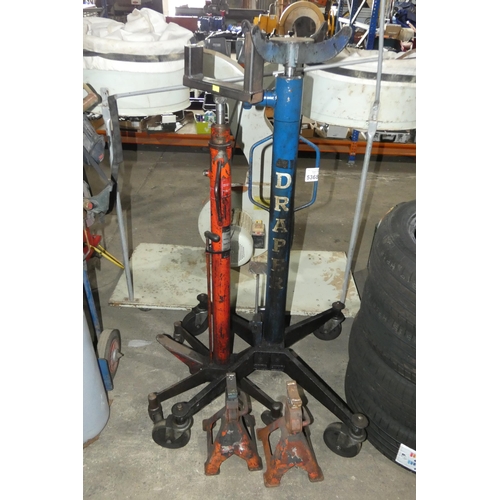 5368 - 1 x Draper blue metal vertical transmission jack, 1 x Clarke Strongarm trans Jack and 2 x axle stand... 