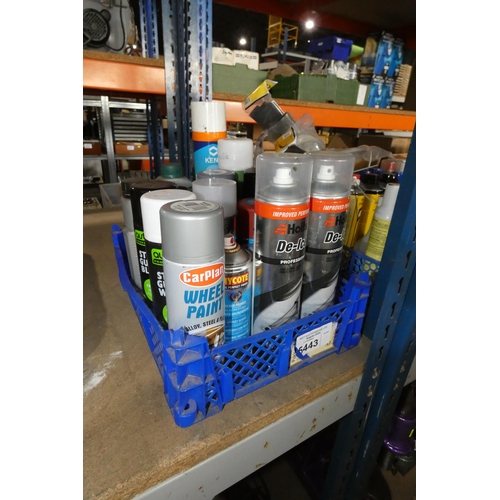 5443 - A quantity of various spray cans of paint, de-icer, stone guard etc. Contents of 1 plastic tray whic... 