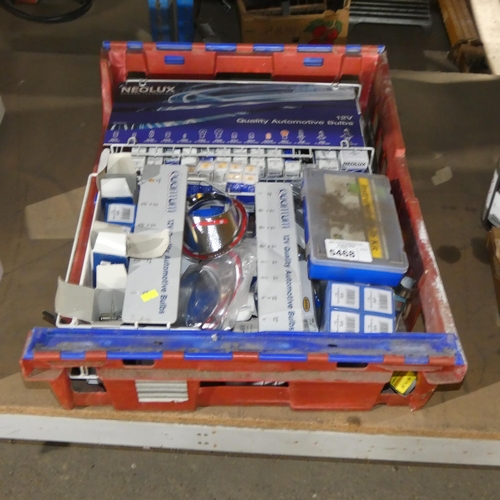 5468 - A quantity of various auto light bulbs. Please note that the plastic crate is not included