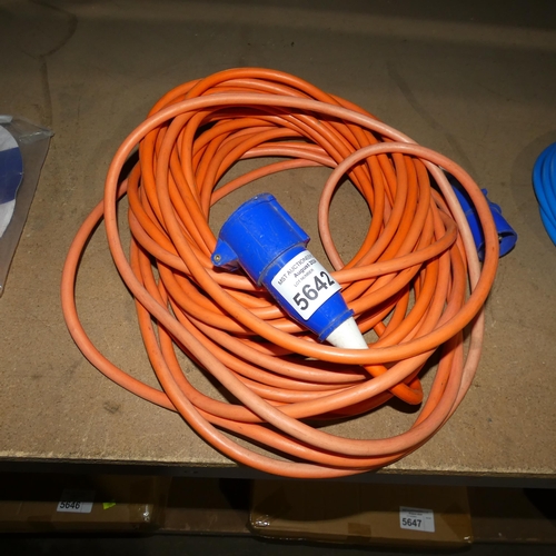 5642 - A mains connector lead - orange lead with blue plastic Ceeform connectors - length unknown