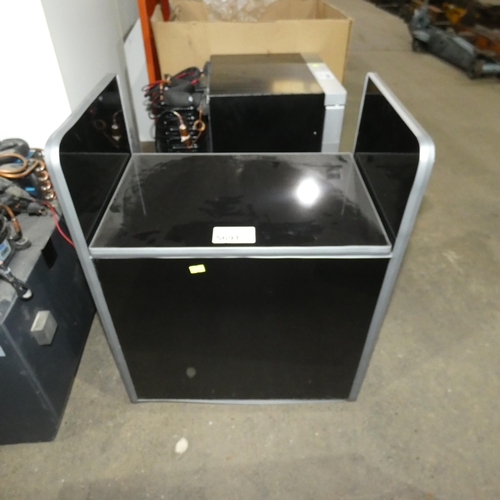 5691 - 1 x small cabinet with lift up top suitable for campervan etc - black approx 49 x 31 x 62cm high