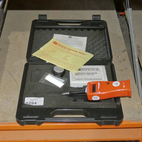 5294 - 1 x RS relative humidity meter stock no. 611-385 supplied in a black carry case with various accesso... 