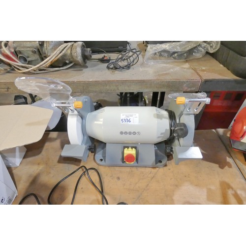 5336 - 1 x Professional AP200SRG slow running bench top grinder 240v. Please note that this grinder has no ... 