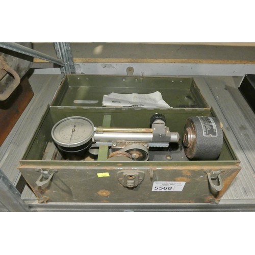 5560 - 1 x vintage Shores standard dial recording scleroscope supplied in a metal case