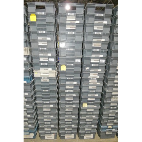 5702 - 20 x grey plastic stacking boxes each approx 40 x 30 x 19cm high