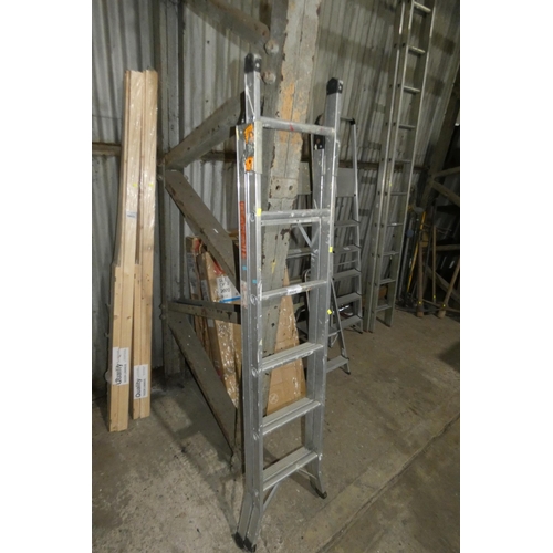 5904 - 1 x Beldray 3 way top flight aluminum ladder