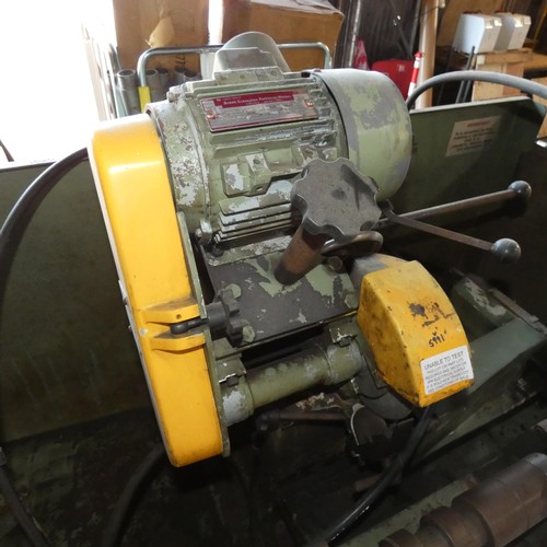 5056 - 1 x Wadkin profile grinder 3ph supplied with several unused grinding cutters - was working when remo... 