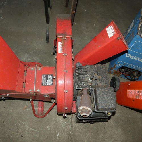 5143 - 1 x MTD 5hp petrol engine chipper / shredder