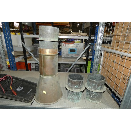 5581 - A quantity of various items including a Universal Avometer, a Stanhope-Seta 1040 smoke point apparat... 