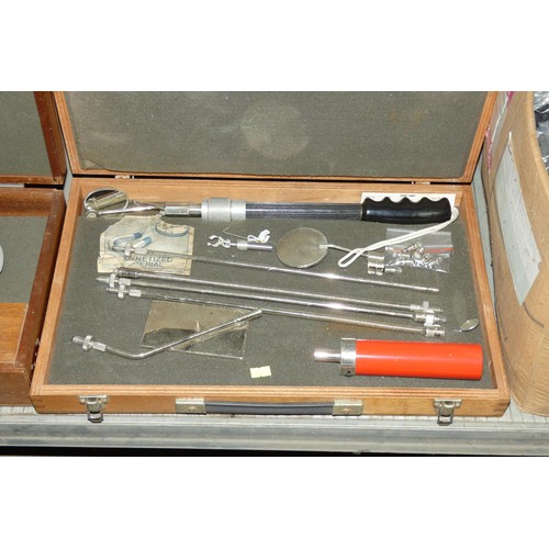 5581 - A quantity of various items including a Universal Avometer, a Stanhope-Seta 1040 smoke point apparat... 