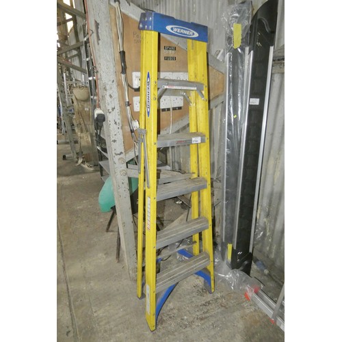 5766 - 1 x Werner yellow fibreglass /aluminium folding step ladder